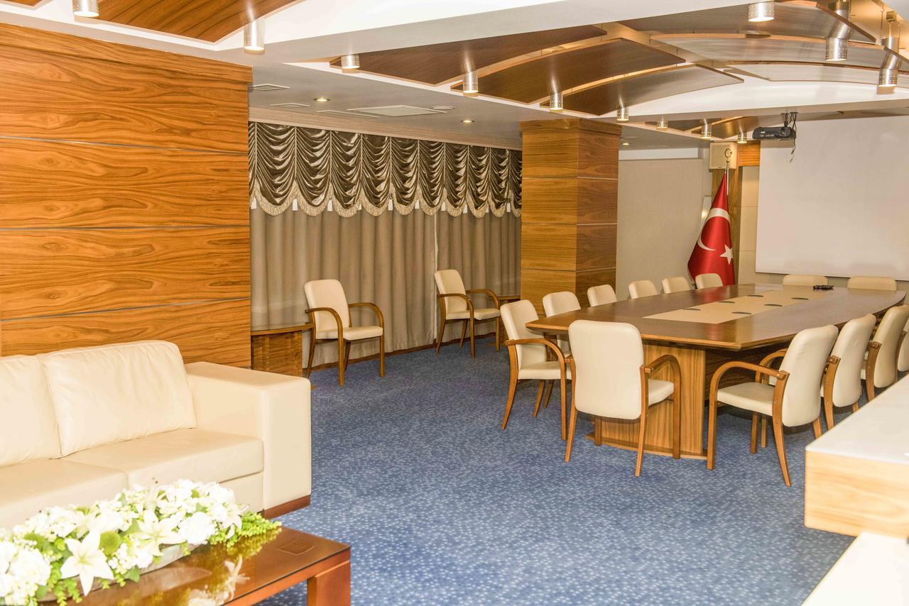Ozgobek Ronesans Hotel De Luxe Uşak Eksteriør billede